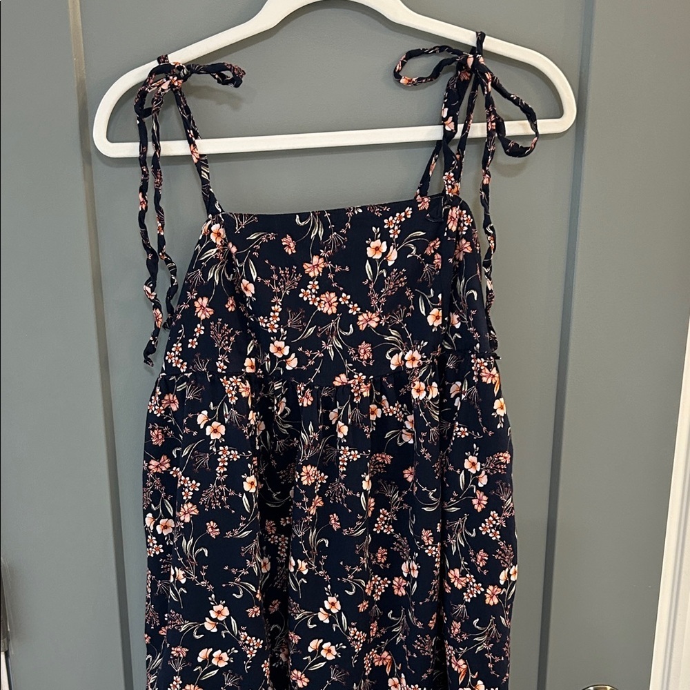 Old Navy Floral Dress - Navy and Pink Women’s size medium